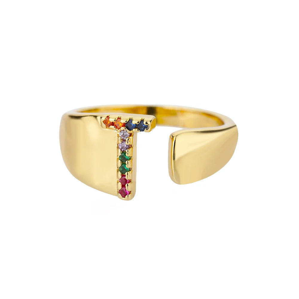 Anillos de letras con circonita arcoíris