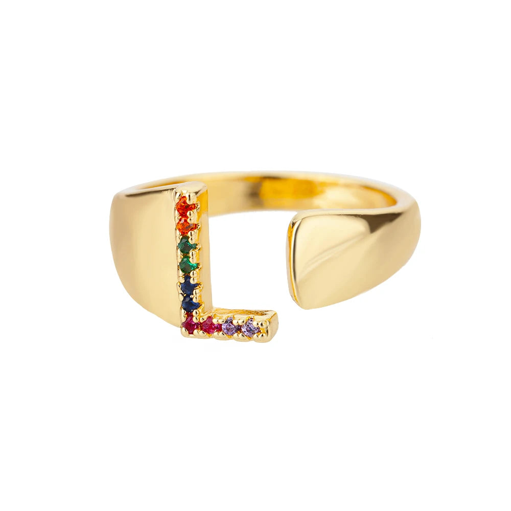 Anillos de letras con circonita arcoíris