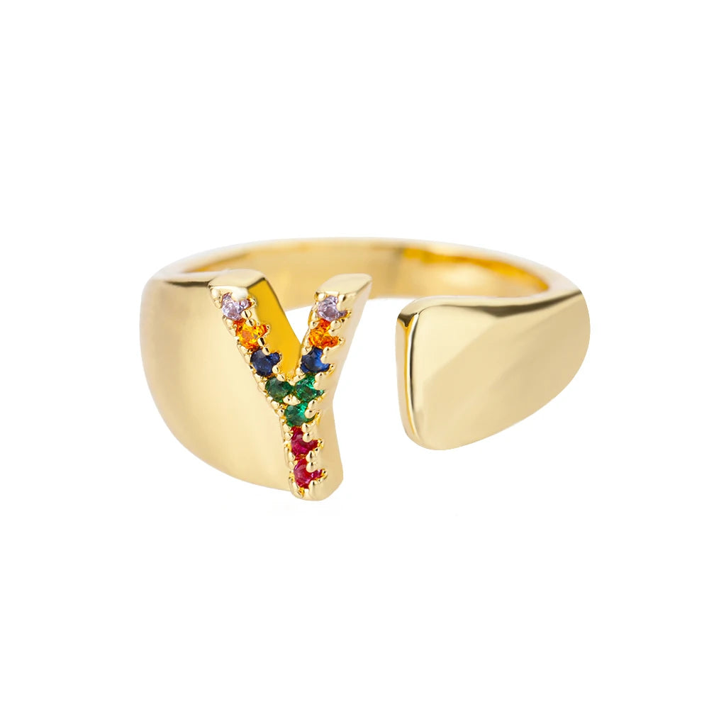 Anillos de letras con circonita arcoíris