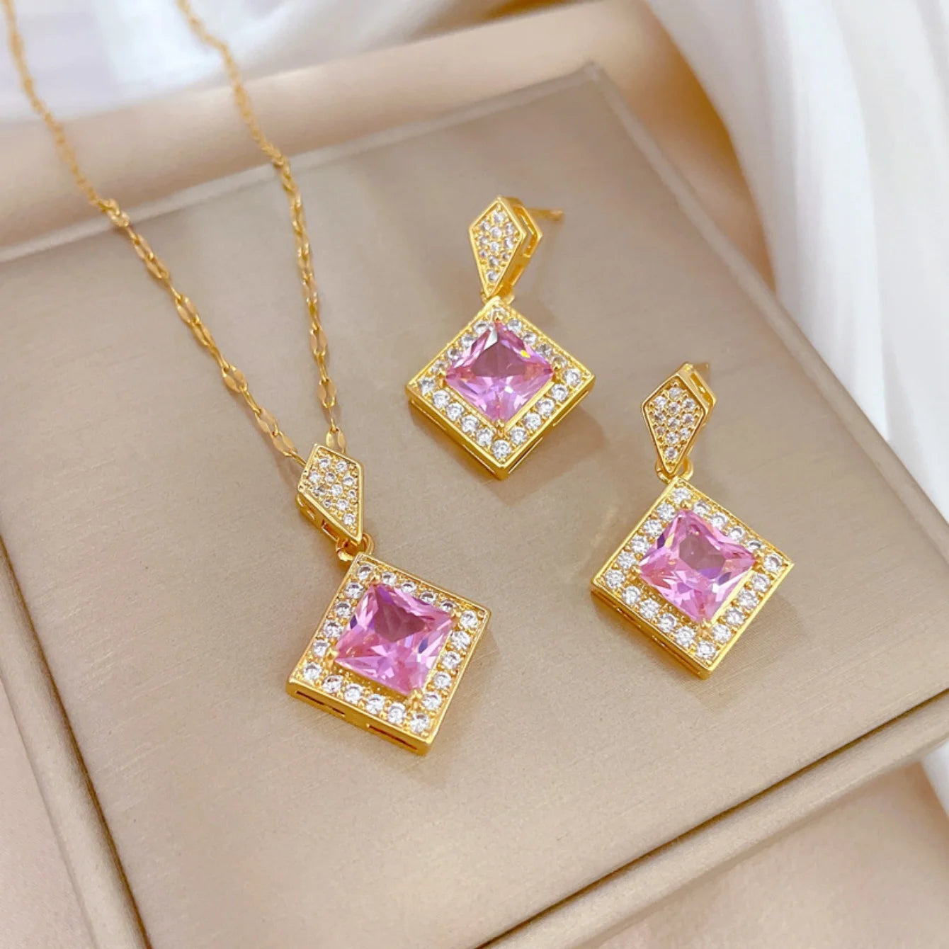 Reina Set
