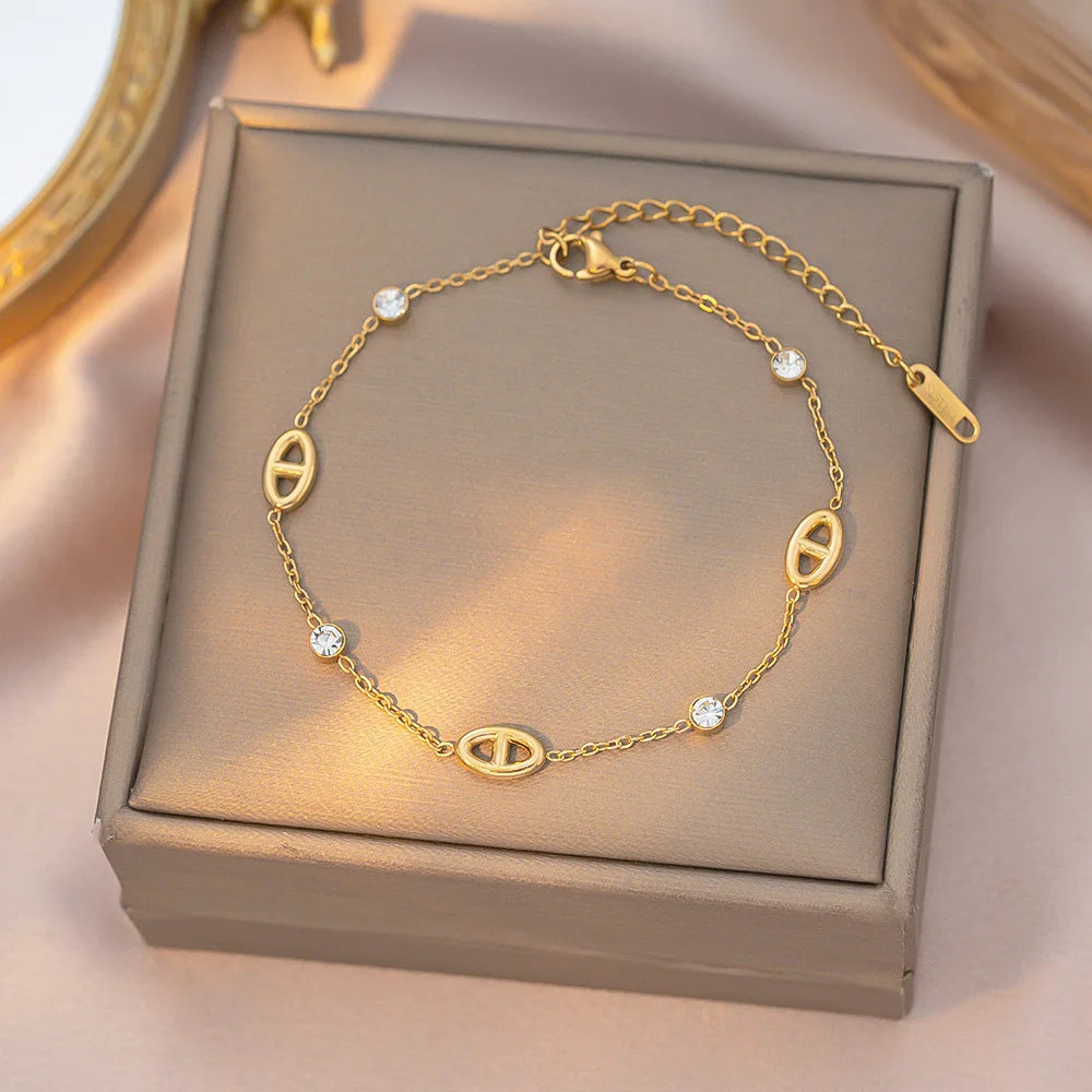 Collar femenino minimalista estilo francés